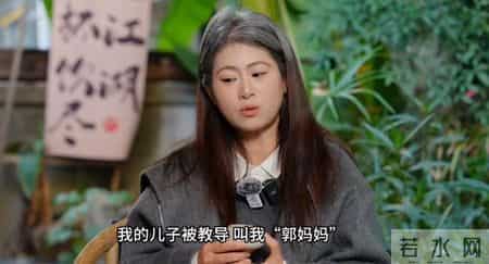 “很后悔托举他，没有托举自己！”遭遇双重背叛，女子一夜白头