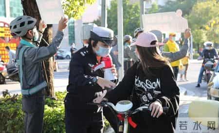 电摩三轮车驾照新规：满足2个条件就能考，速看