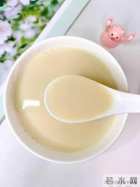 不要每天当水喝，我怕你过年回家脸蛋又白又亮