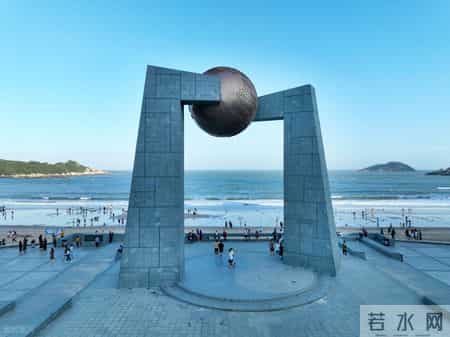 欧美的奢侈品牌慌了！维多利亚的秘密被广东汕头做成了白菜价