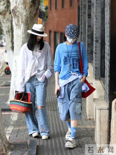 2026早春穿搭灵感，春天就是要叠穿呀～时尚是轮回