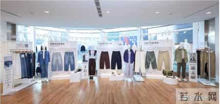 紧身裤消失，谁在定义时尚潮流？