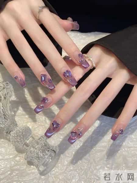 紫色系猫眼美甲 - 你要的带钻的紫色系猫眼在这里