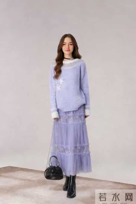 芋泥紫毛衣|揉碎秋冬的温柔紫调紫色系穿搭