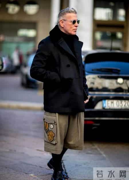 他是我见过最“反油腻”的男人，年龄61身高168，比小鲜肉还会穿！