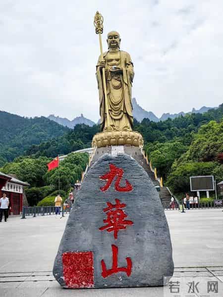 有一种幸福叫家人相聚。但儿子特意从澳洲回来陪过年，我有点后悔