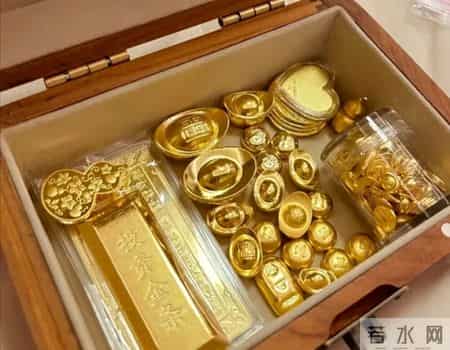 每年给女儿存10克黄金，25年后就是她最硬的底气