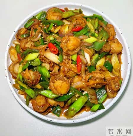 明日立春，中老年别心疼钱，多吃这4样绿色蔬菜，润肠增免疫！