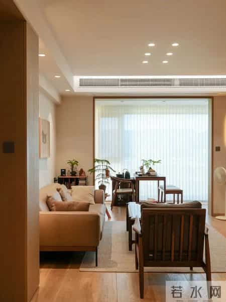 住久了才知：家里采光最好的阳台真被浪费了，学闺蜜家设计那才叫实用