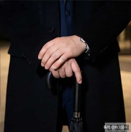 深夜的入镜者，时间留下的注脚-绅士大叔街拍写真