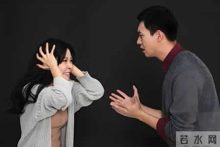 如果家里男人看起来很平和，女人很暴躁，真相往往是：女人被亏待