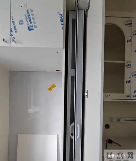 00后的家,厨房早就不装“推拉门”了!现在流行这么做,真高级