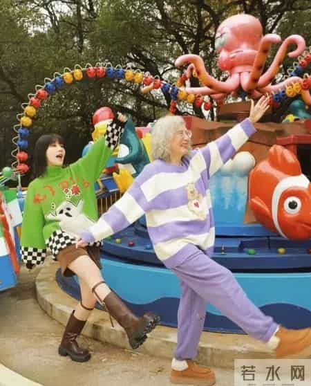 这位89岁上海奶奶也太潮了，她的穿搭又美又减龄，这才是人生赢家