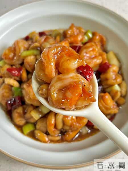 今日立春不躲春，一年难顺心，立春，吃5样、做1事，顺遂一整年