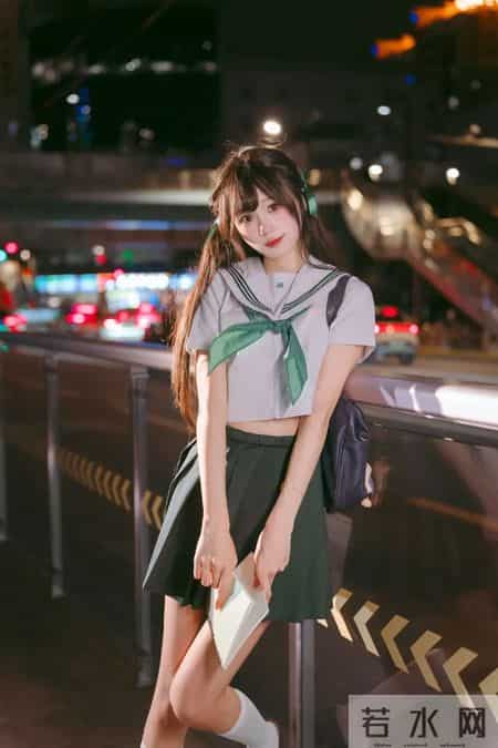 夜街 JK 裙，灵动裹青春