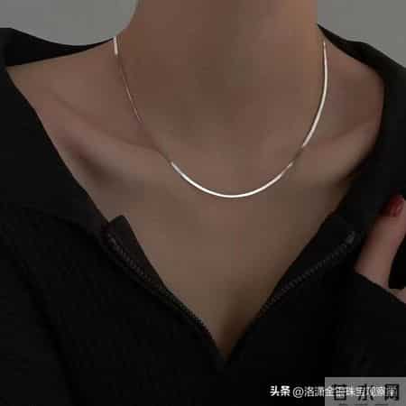 不建议买蛇骨链的五大理由：不抗造硬伤，昂贵的“一次性”首饰。