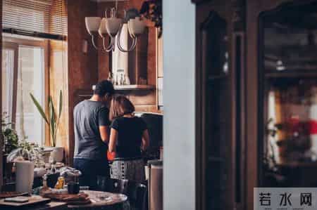 结婚前一定要聊的10件事，很多人都不敢开口