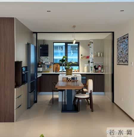 00后的家,厨房早就不装“推拉门”了!现在流行这么做,真高级