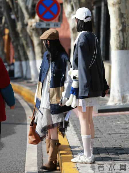 2026早春穿搭灵感，春天就是要叠穿呀～时尚是轮回