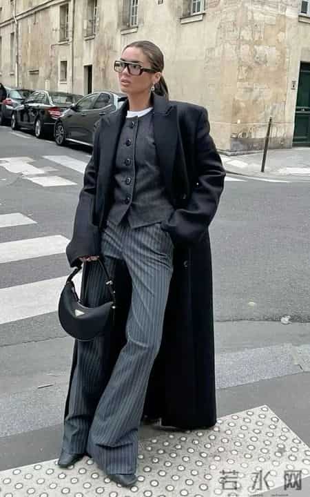 灰色阔腿裤,这样搭真的很高级!