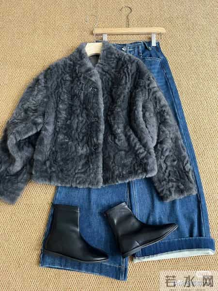 一条百搭牛仔裤，轻松拿捏你一周穿搭