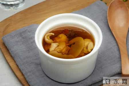 立春后，苹果和黄芪是绝配，一周喝3次，很多人还不知道有啥用