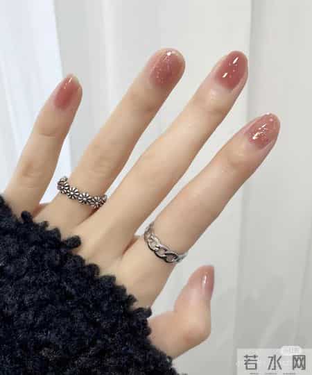 温温柔柔的美甲分享