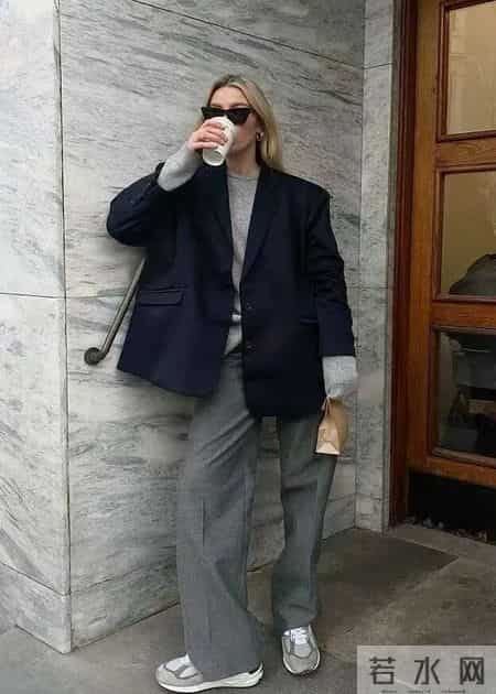 灰色阔腿裤,这样搭真的很高级!