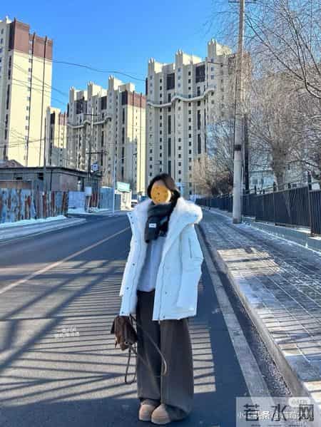 这个冬天都去买条牛仔裤！巨显瘦，梨型爱了！