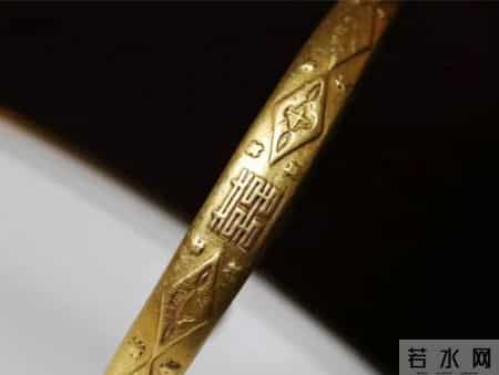 奶奶留下的破金镯子，估价结果让全家沸腾