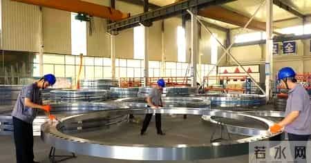 德日急眼了：垄断半个世纪的市场，没想到被山西4万铁匠给干翻了