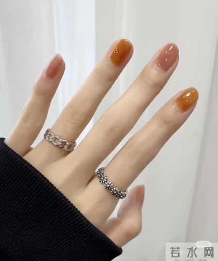 温温柔柔的美甲分享