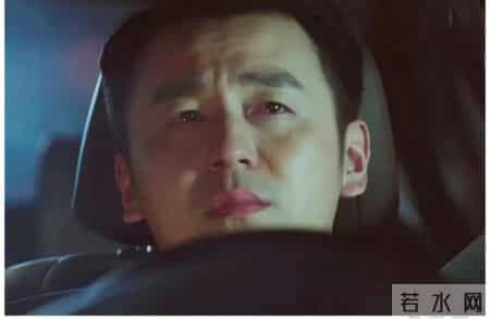 《我的前半生》：看到年近40岁，丢掉20万年薪的凌玲，半夜跪求月薪13万的陈俊生，才明白，这对夫妻之间，太现实了