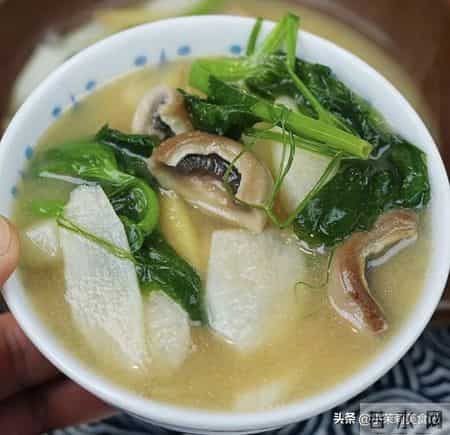 立春后使劲吃,一养肝,二排毒,三抗菌,四增免疫,鲜美正当季