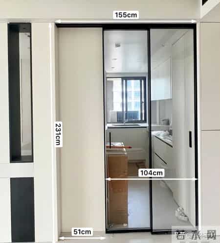 00后的家，厨房早就不装“推拉门”了！现在流行这么做，真高级