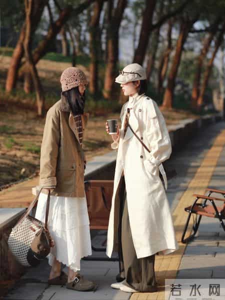 2026早春穿搭灵感，春天就是要叠穿呀～时尚是轮回