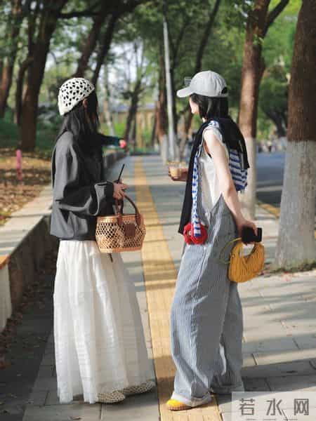 2026早春穿搭灵感，春天就是要叠穿呀～时尚是轮回