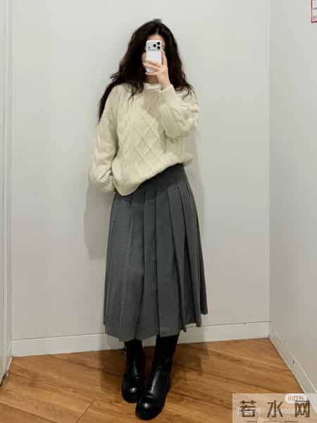 优衣库新款通勤叠穿分享 拉夫劳伦风拉满