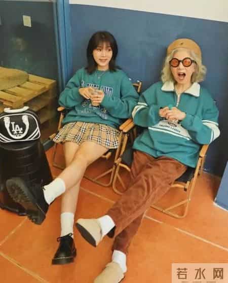 这位89岁上海奶奶也太潮了，她的穿搭又美又减龄，这才是人生赢家