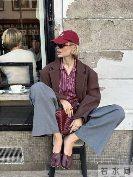 灰色阔腿裤,这样搭真的很高级!