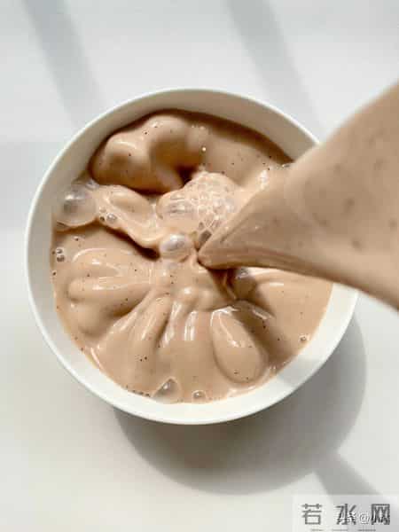 睡得香、发根牢、夜尿少！不是药，而是这3样普通食物！家家都有