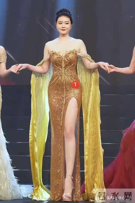 全球中华小姐香港冠军！感受到珠圆玉润的美了