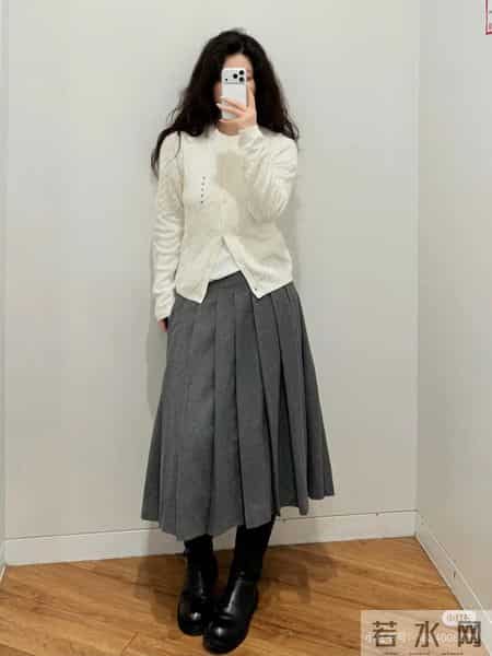 优衣库新款通勤叠穿分享 拉夫劳伦风拉满