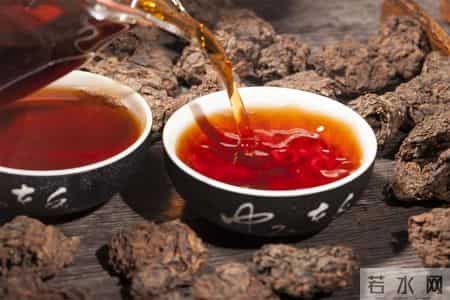 红茶被点名！消化科医生：肠胃不好还常喝，小心带来这5个影响