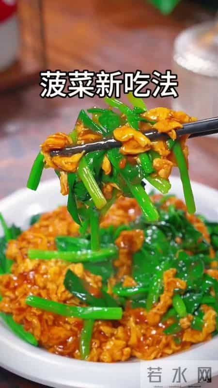 老得慢的女人，都爱吃这三种食物，皮肤白嫩似桃花，60岁也不显老