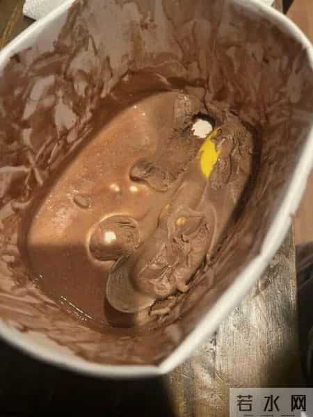 “我敢肯定老公是故意的”：女性分享30个令人抓狂的男人恶行