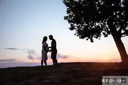 聪明丈夫都懂：钱可以交给老婆，但这"两个权"必须攥在自己手里