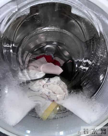 幸亏有人提醒：洗衣机“快洗”功能不能随便用，原来我一直用错了
