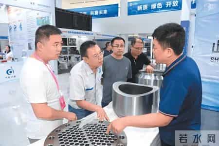 德日急眼了：垄断半个世纪的市场，没想到被山西4万铁匠给干翻了