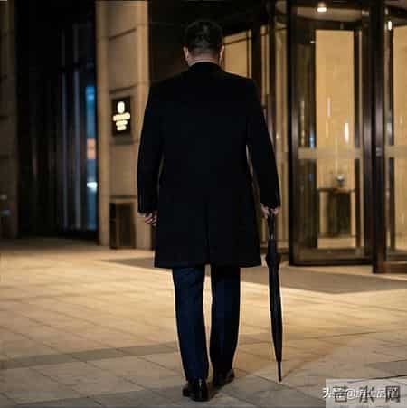 深夜的入镜者，时间留下的注脚-绅士大叔街拍写真